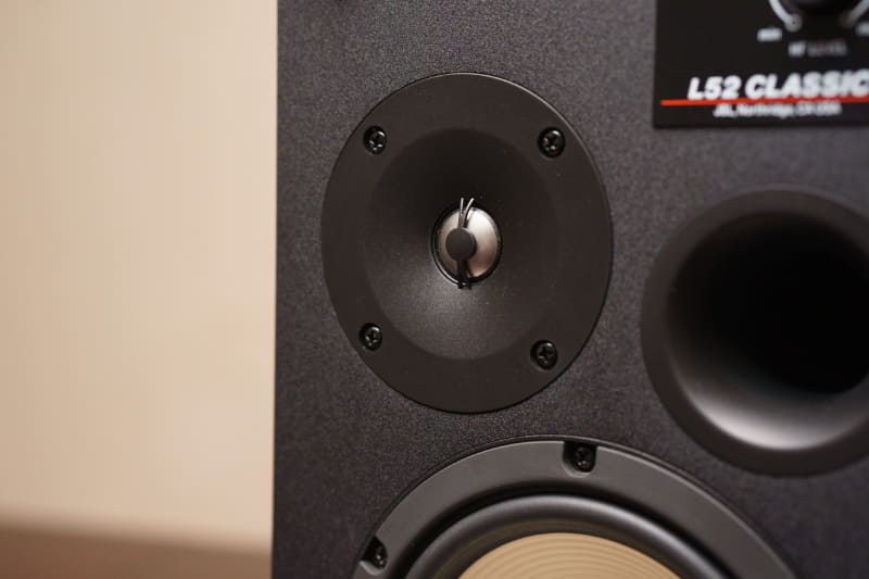新開発の19mm径チタンドーム・ツイーター「JT020Ti1-4」