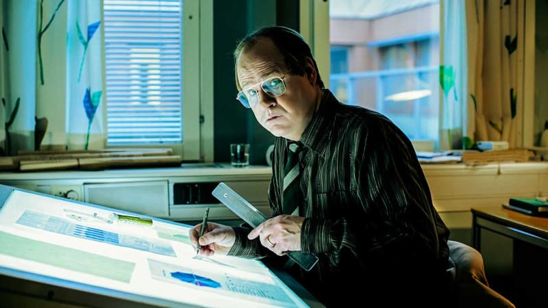 「疑わしき殺人者」11月15日独占配信