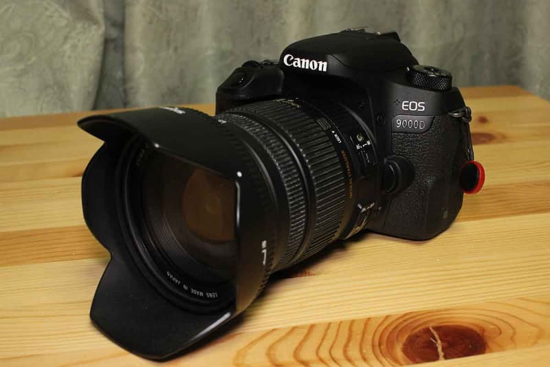 現在の“相棒”であるキヤノン「EOS 9000D」