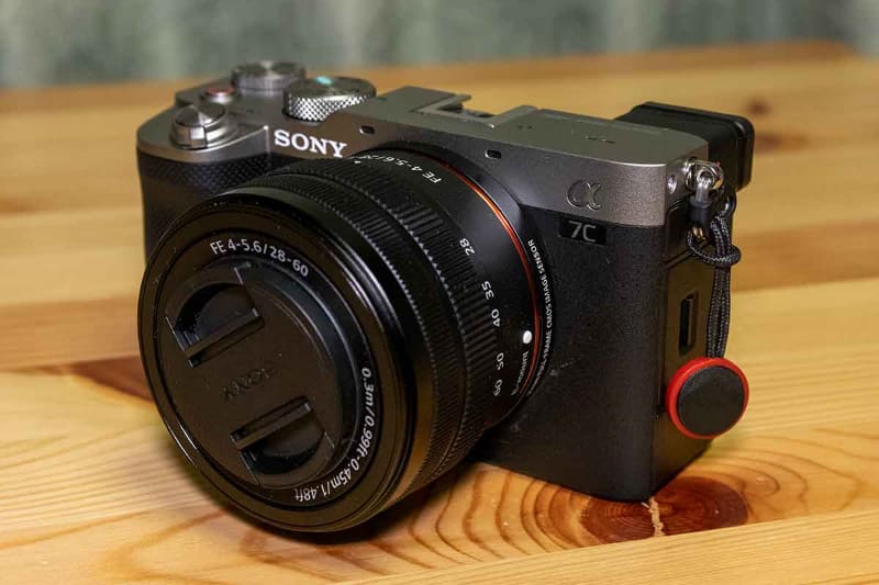 今年最後の散財として購入したソニー「α7C」