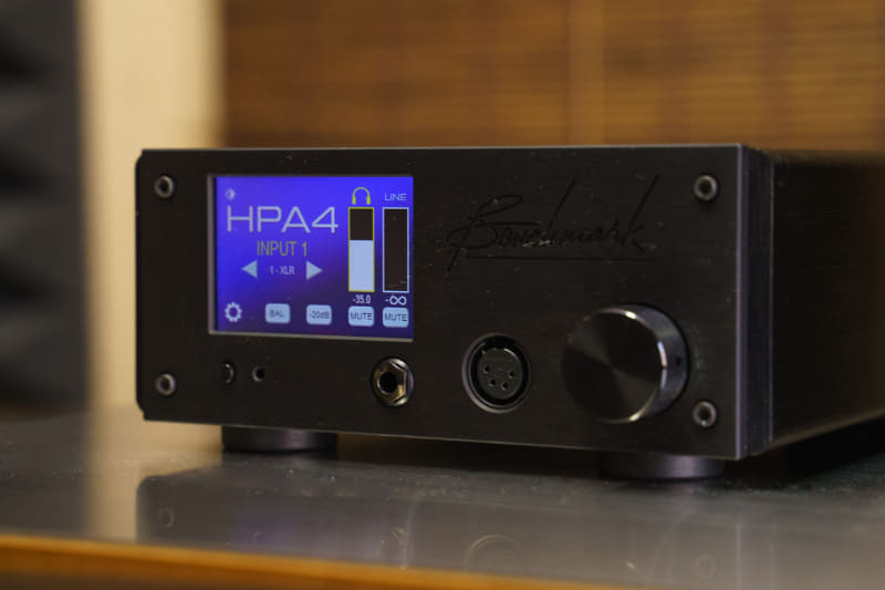 プリアンプのLA4にヘッドフォンアンプ回路をプラスした「HPA4」も、ヘッドフォンアンプ部にTHX AAAを採用