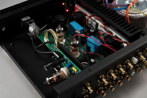 HOLBORNE、真空管/FETハイブリッドのプリメインアンプ - AV Watch