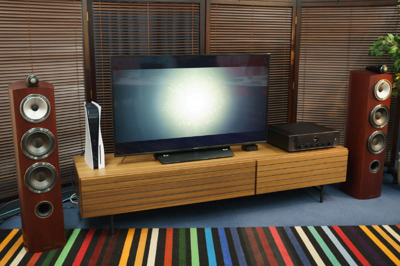 テレビやゲーム機と組み合わせた、設置イメージ