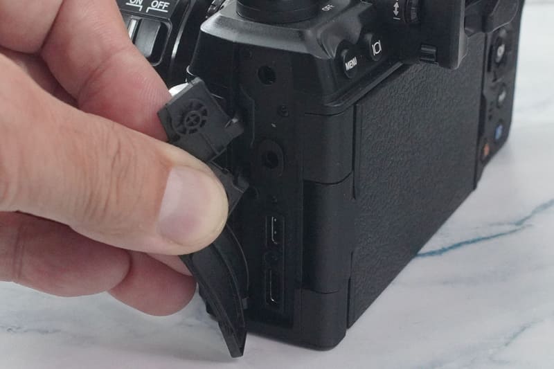 HDMIはMicro端子