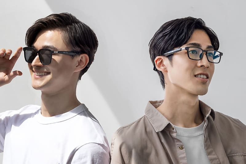 左からサングラスタイプの「Soundcore Frames Landmark」、PCメガネタイプの「Soundcore Frames Cafe」