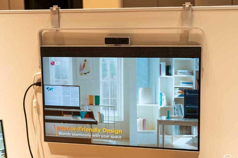 パーティションなどに掛けて設置できる