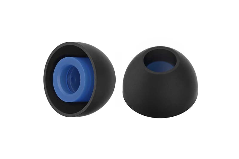 オープンイヤーアダプター(画像はMサイズ)。内側に0.4mmの穴が開いている