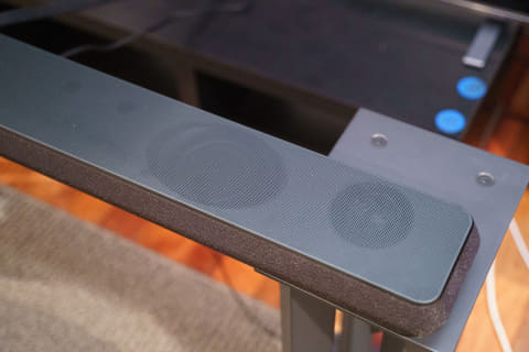 レビュー】これだけ音の良いサウンドバーは他に無い! B&Wの本気