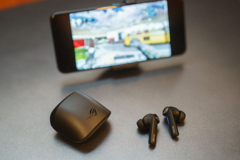 FPSの「CALL OF DUTY MOBILE」も快適