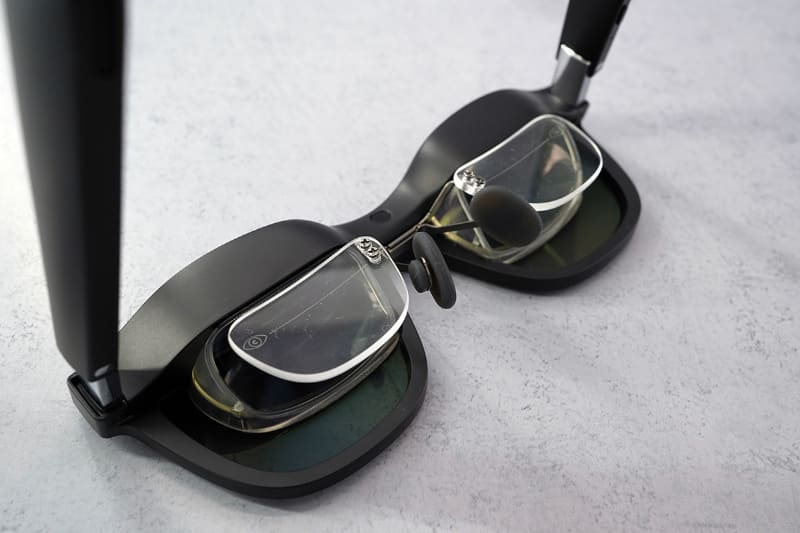 サンプルフレームを装着したところ