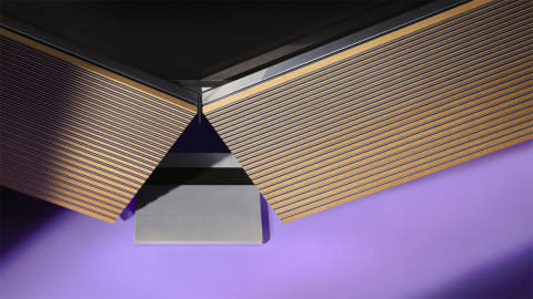 B&O、スピーカーが開閉する有機ELテレビ「Beovision Harmony」に83型