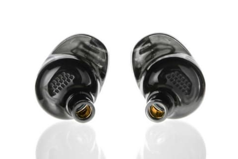 CHIKYU-SEKAI 地球世界 NOVA Aql CHIKYU-SEKAI、初のダイナミック型有線イヤフォン2機種 - AV Watch