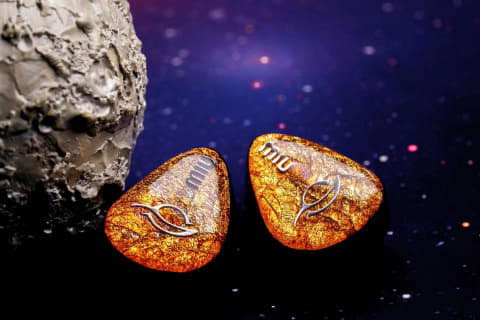 See audio、BA×静電の最上位IEM「Kaguya」。18.7万円 - AV Watch