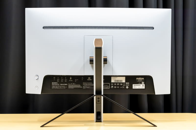 ディスプレイ部を組み付けた状態