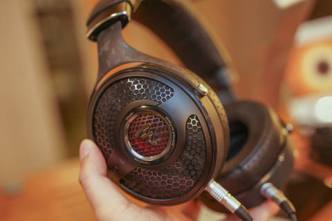 FOCAL、ピュアベリリウム振動板の第2世代旗艦ヘッドフォン - AV Watch