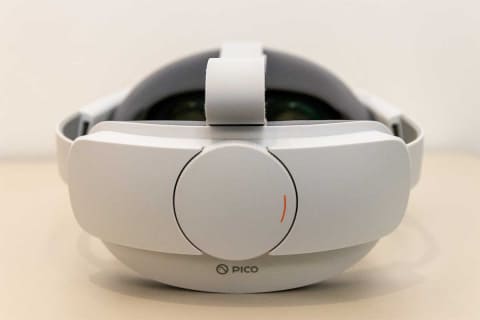 VRヘッドセット「PICO 4」10月発売。峯岸みなみも大興奮 - AV Watch