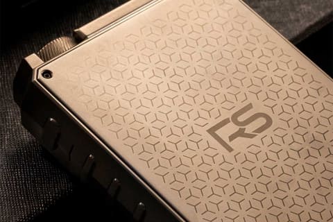 HiBy、第2世代アーキテクチャのチタン筐体DAP「RS8」 - AV Watch