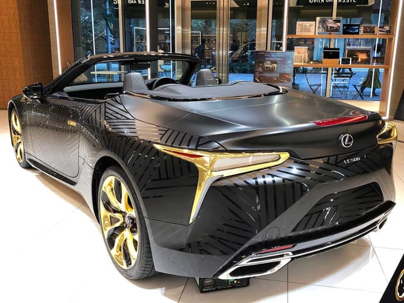 マーベル・スタジオ劇場最新作「ブラックパンサー／ワカンダ・フォーエバー」公開記念 LEXUS「LC500 Convertible」特別ラッピングカー<br><span class="fnt-70">(C)2022 MARVEL</span>