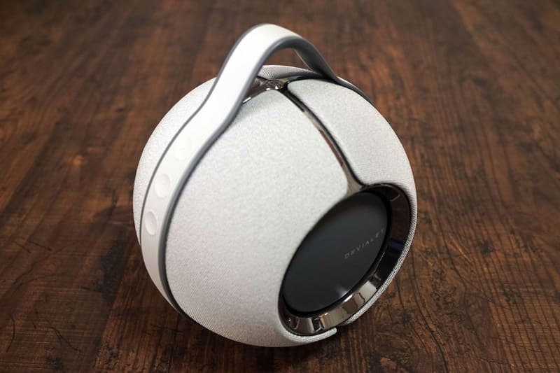 Devialet初のポータブルスピーカー「Mania」