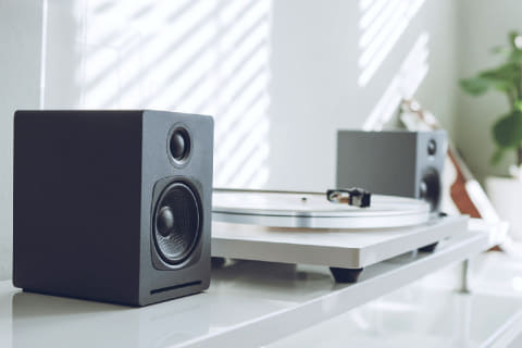 Audioengine、ウッドキャビネット採用ワイヤレススピーカー「HD6