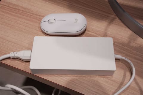 32SQ730S-W】31.5型/4K/VA/USB-C/ホワイトxシルバー Amazon.co.jp: LG