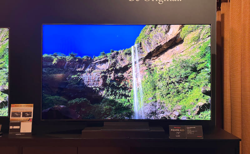 75型AQUOS XLED
