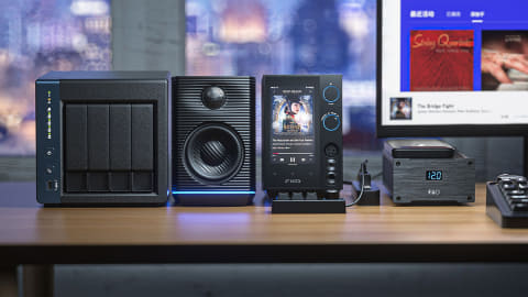 FiiO、PCスピーカーやヘッドフォンと連携するデスクトップオーディオ