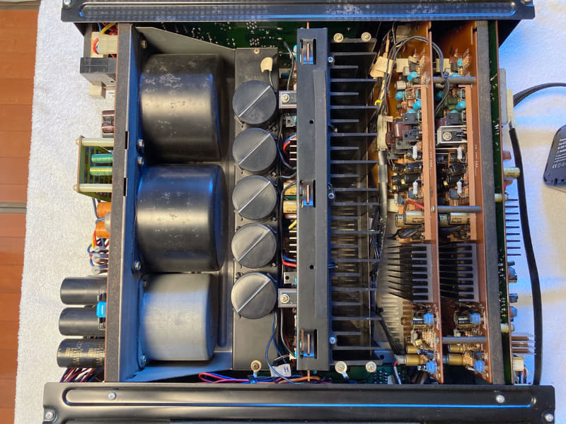 A-10の内部。重量は20kg