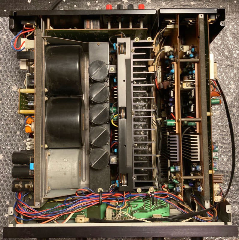 借用したA-10の内部