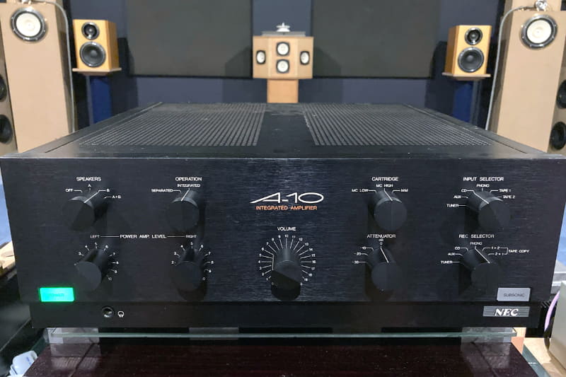 NECのプリメインアンプ「A-10」