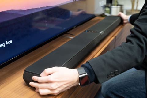 レビュー】サウンドバー初心者が10万超のB&W「Panorama 3」聴いたら