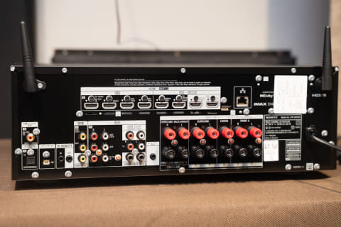 ソニー、リアスピーカーが無線で繋がるAVアンプ「STR-AN1000