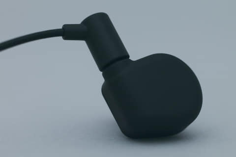 Artio、ヘッドフォンのような音場を再現するイヤフォン「CU2」 - AV Watch