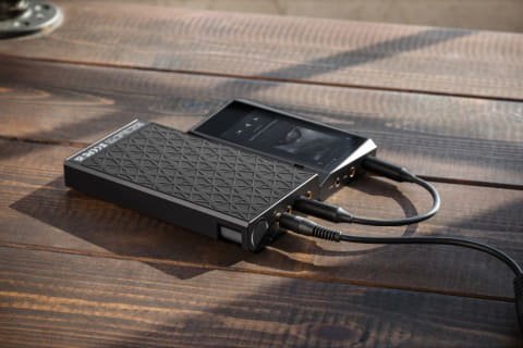 Astell&Kern、A級アンプ採用ポータブルヘッドフォンアンプ「AK Astell&Kern、A級アンプ採用ポータブルヘッドフォンアンプ「AK