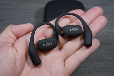 Shokz、“ブランド初”完全ワイヤレス。さっそく聴いてみた - AV Watch