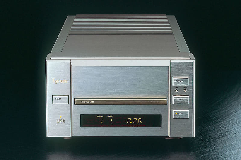 エソテリック P1