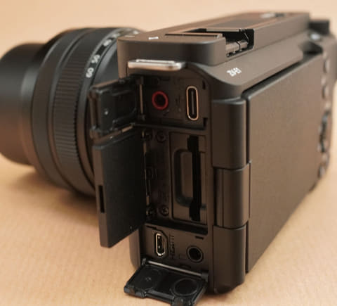 小寺信良の週刊 Electric Zooma!】ついにフルサイズ到達、ソニー