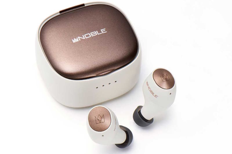 「FALCON 2」ホワイト