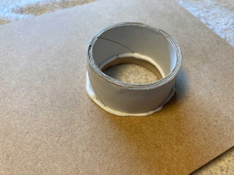 第1ダクトには紙筒を装着する