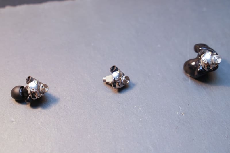 カスタムIEMタイプのMAKEシリーズ試作機