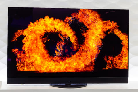 パナ“かつてない明るさ”のマイクロレンズ有機EL「MZ2500」 - AV Watch