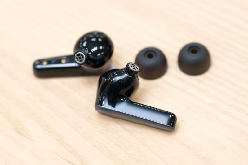 イヤーピースを外したところ