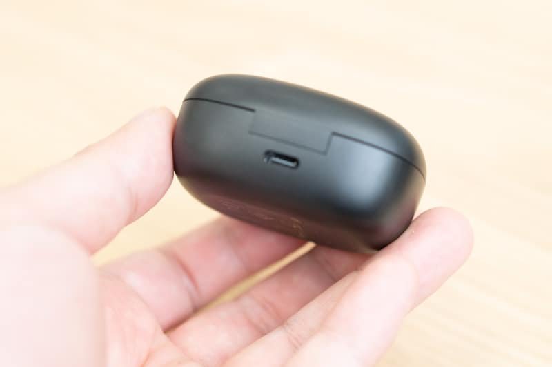 ケースの充電端子はUSB-C