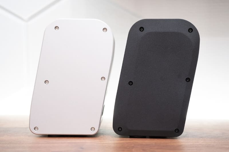 左がKS-33G、右がKS-11G