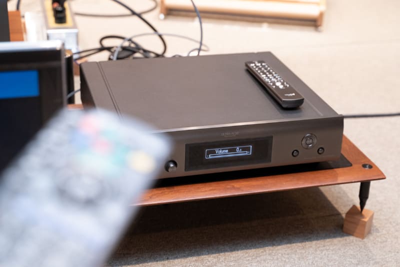 テレビのリモコンから、DNP-2000NEの可変出力を調整できる