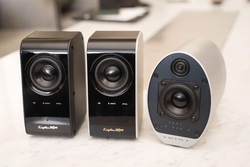 左から「KS-11G」、「KS-33G」、「KS-55HG」。写真のモデルは試作機で、外観(ロゴ部分)は変更される