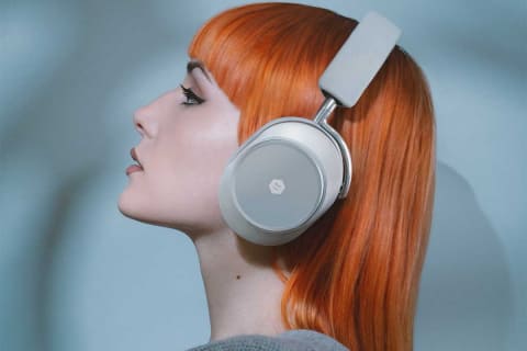 Master & Dynamic、アルミ&レザーのワイヤレスヘッドフォン第2世代