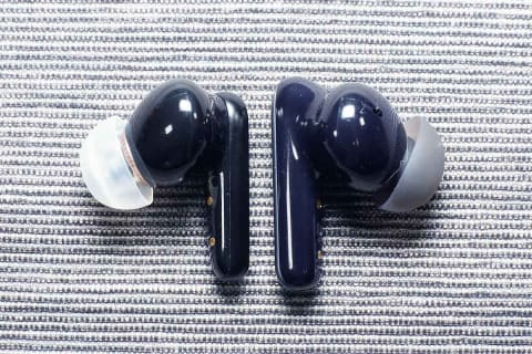 Liberty 4 NC ネイビー【美品】おまけ付き(※最終値下) ANKER Soundcore Liberty 4 NC A3947N31 [ネイビー] 価格比較