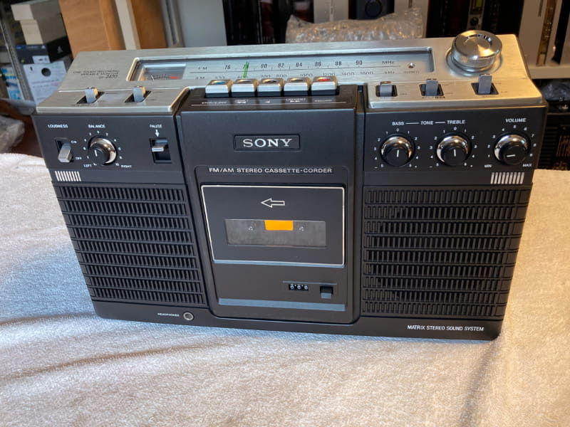ソニーのラジカセ「CF-2400」