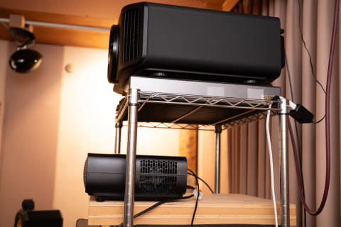 yamamotoBenQ 4Kプロジェクター 本体　HT3500 BenQ、独自の技術で色再現にこだわった短焦点4Kプロジェクター